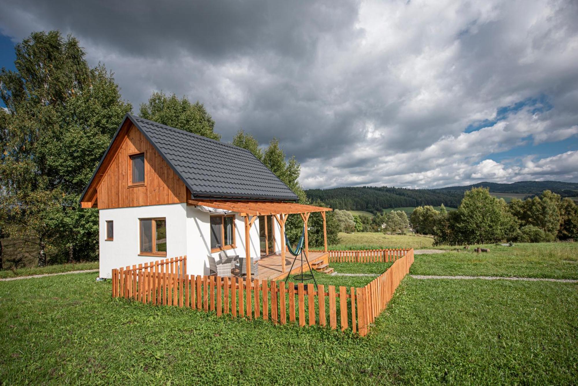 Pastelova Krova - Domki W Bieszczadach Ustrzyki Dolne Exterior photo